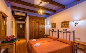 Hotel Rural Almazara